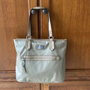 Dana Buchman zippered tote bag.